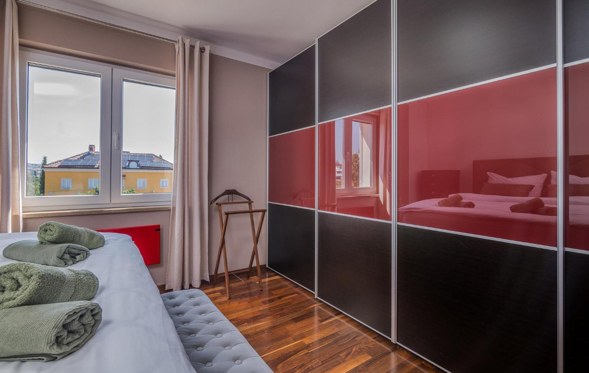 Apartments Stella & Luna Krk Town Luaran gambar