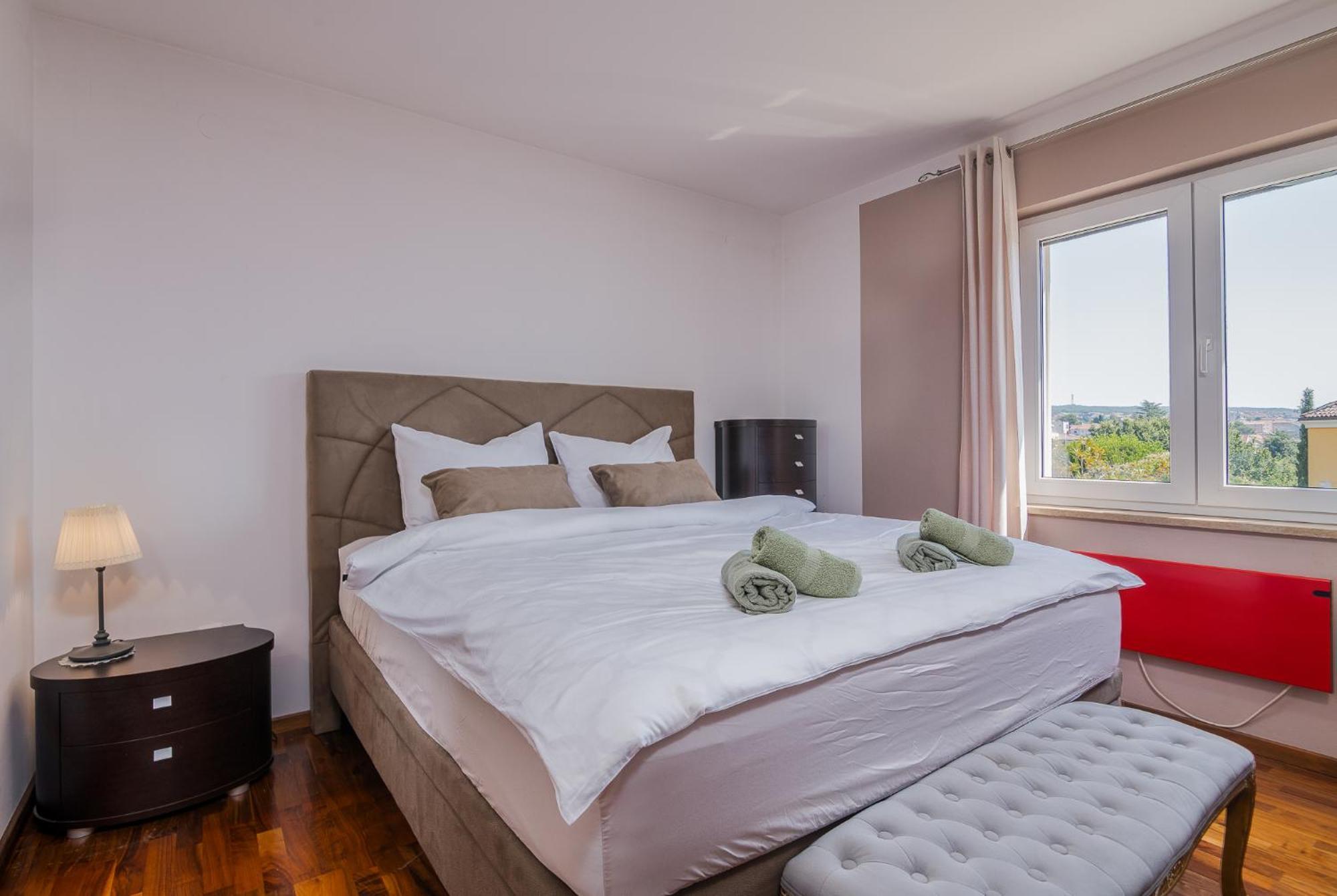 Apartments Stella & Luna Krk Town Luaran gambar